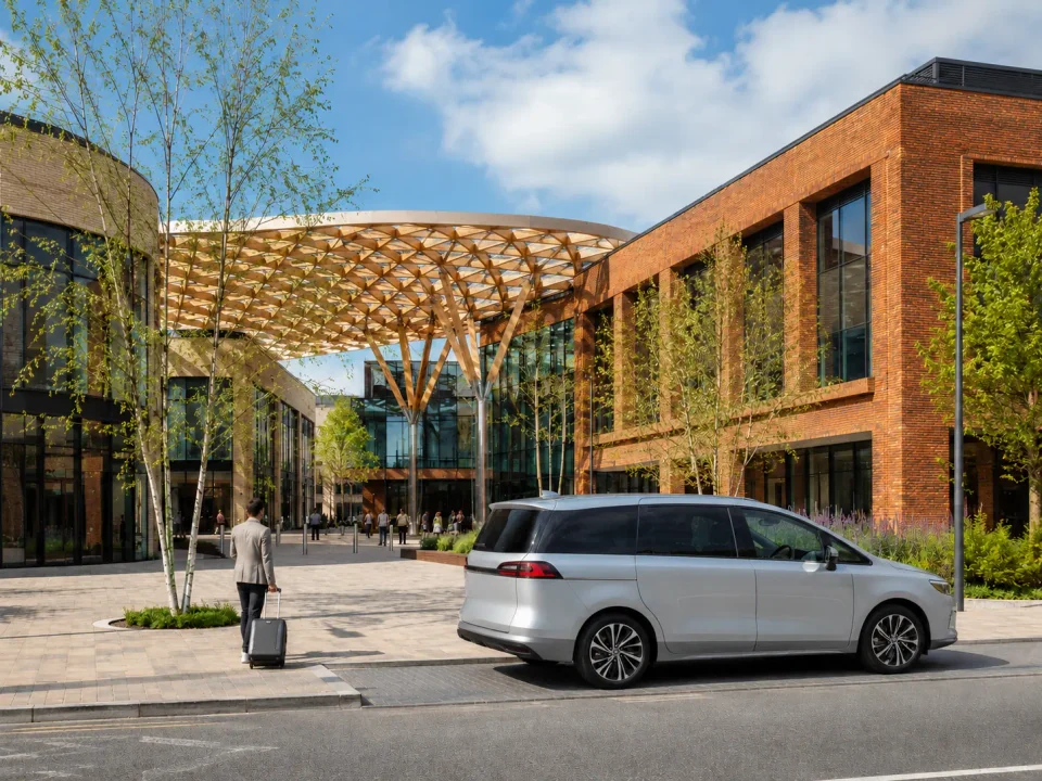 Premium people carrier beside the timber canopy of Bracknell town centre